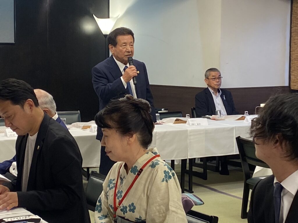 福岡桜ライオンズクラブ納涼例会に参加いたしました