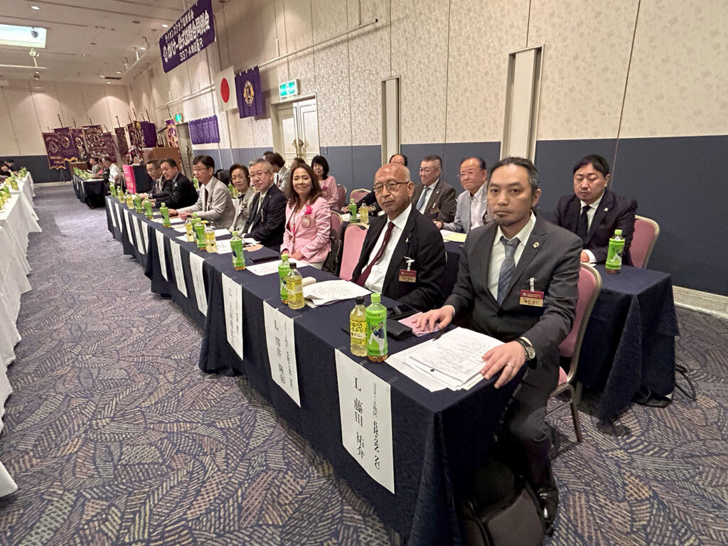 ライオンズクラブ国際協会337-A地区　6Rガバナー公式訪問合同例会　報告
