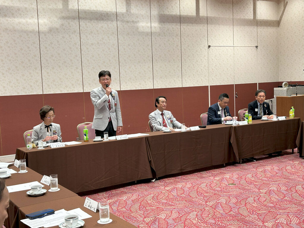 ライオンズクラブ国際協会337-A地区　6Rガバナー公式訪問合同例会　報告
