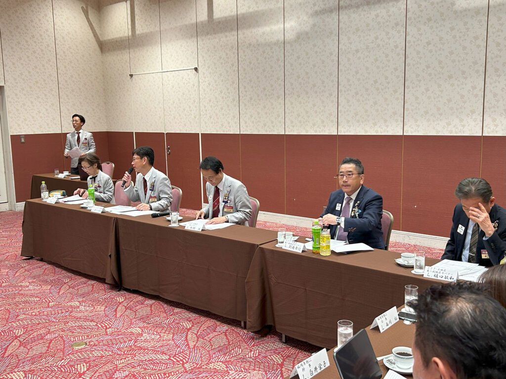 ライオンズクラブ国際協会337-A地区　6Rガバナー公式訪問合同例会　報告