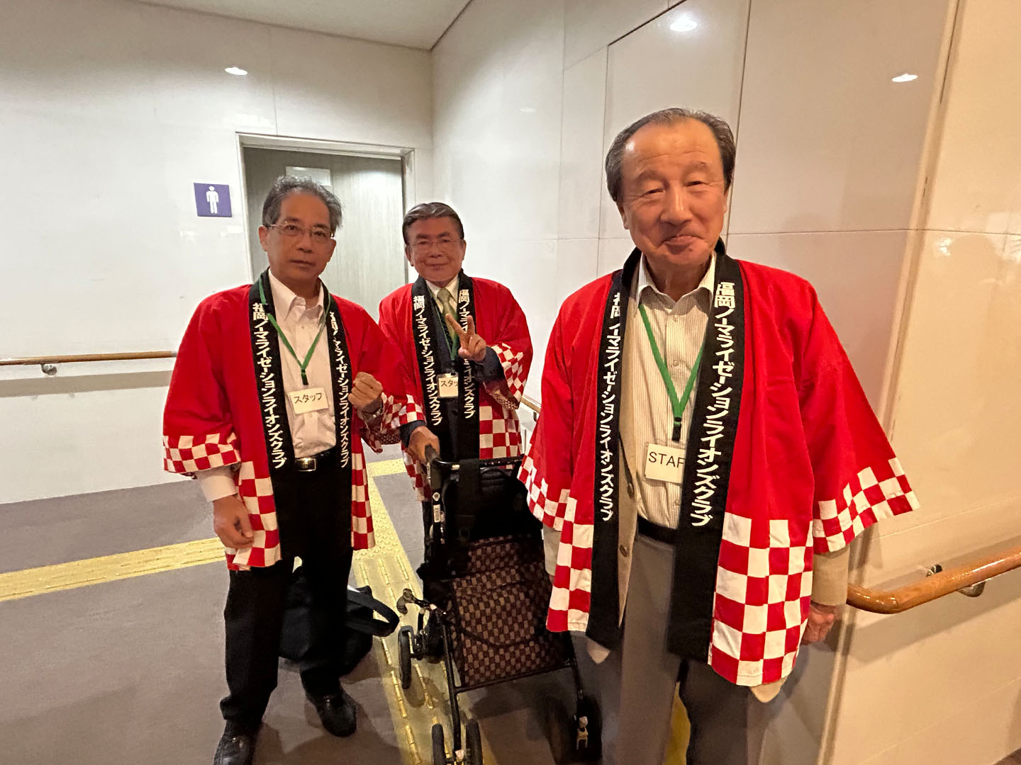 小島よしきデビュー1周年記念 障がい者支援チャリティコンサート開催