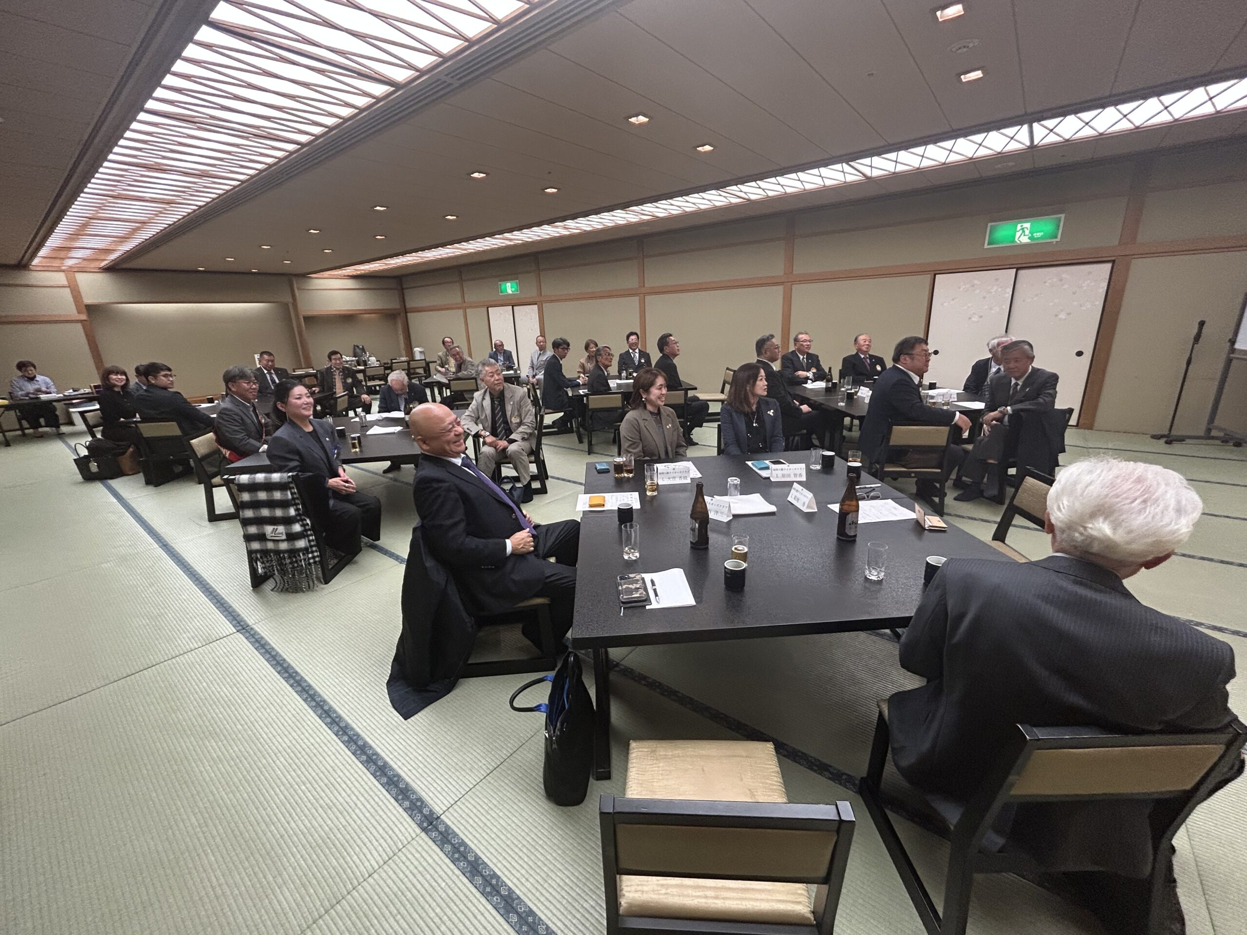 祝チャーターナイト45周年記念例会(第1092回例会)報告