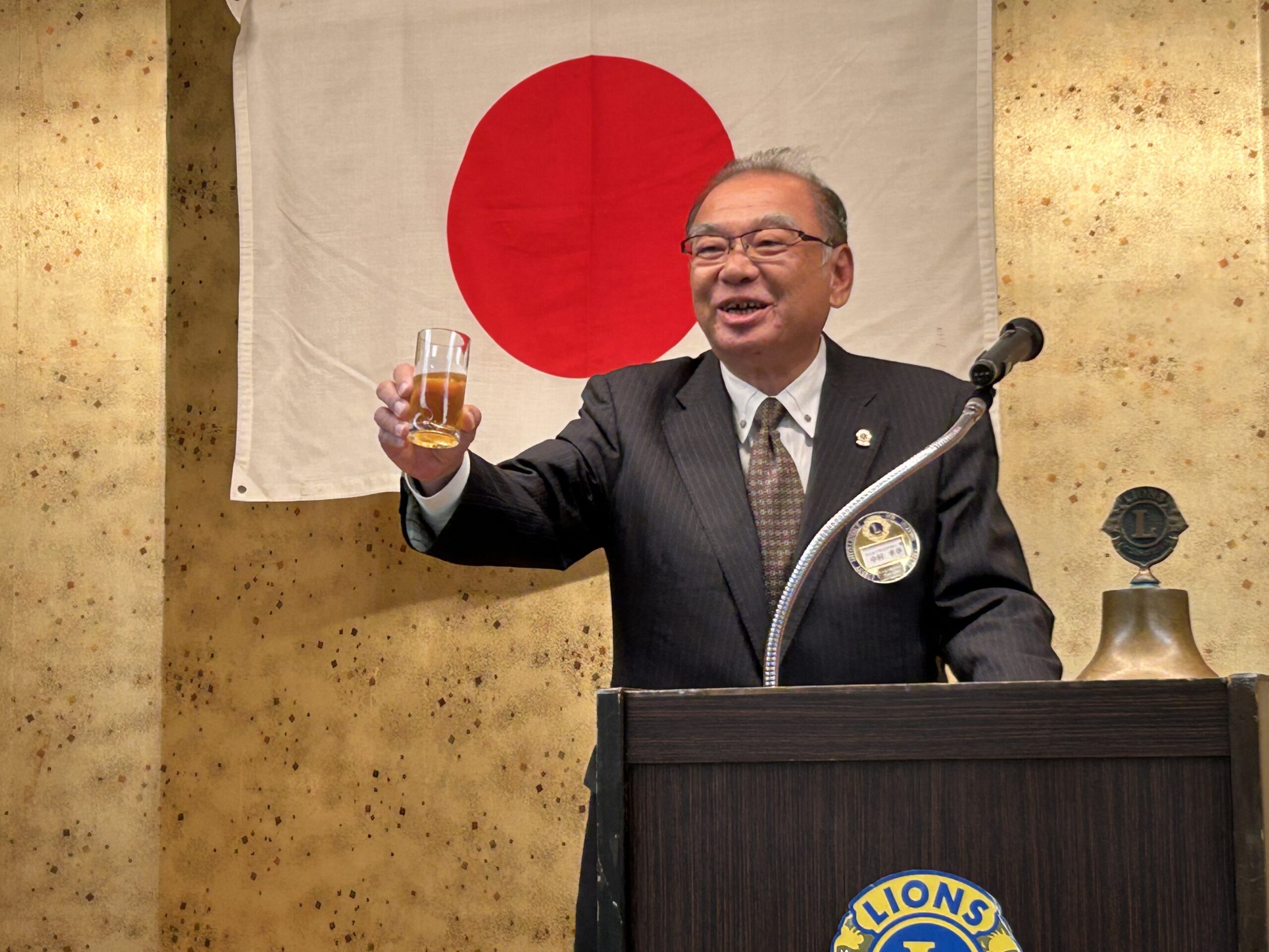 祝チャーターナイト45周年記念例会(第1092回例会)報告